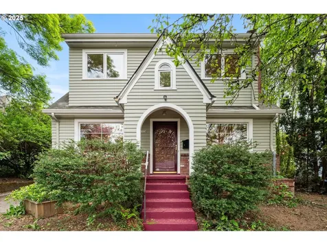 6114 NE Davis Street Portland OR 97213