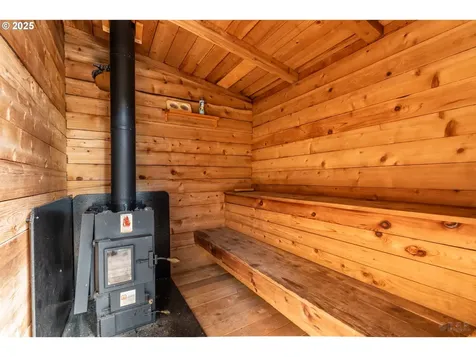 16637 Keasey Road Vernonia OR 97064