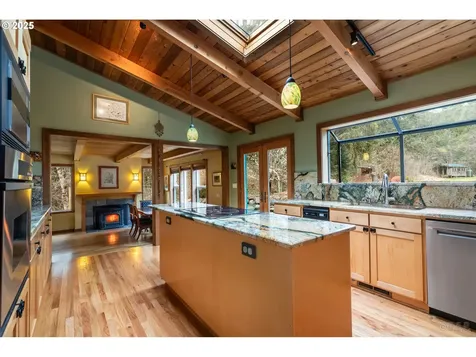 16637 Keasey Road Vernonia OR 97064