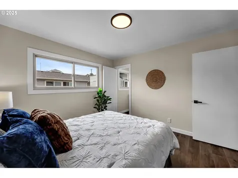5414 SE 97th Avenue Portland OR 97266