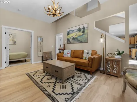 65121 E Lupine Drive Rhododendron OR 97049