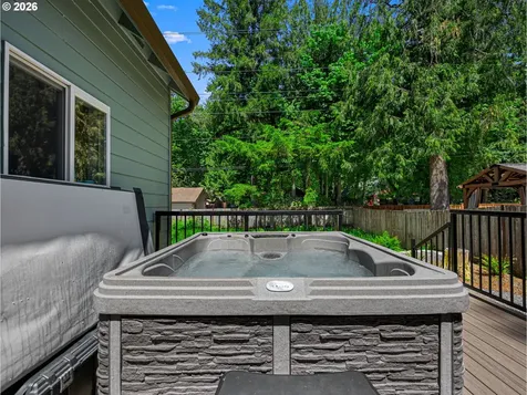 65121 E Lupine Drive Rhododendron OR 97049