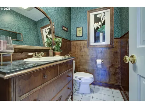 18410 S Greenview Drive Oregon City OR 97045