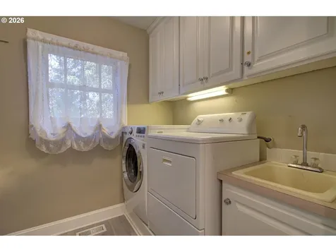 18410 S Greenview Drive Oregon City OR 97045
