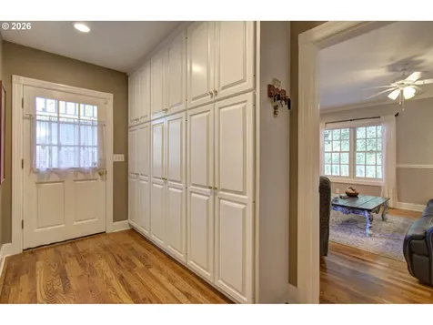 18410 S Greenview Drive Oregon City OR 97045