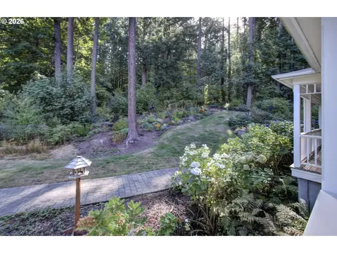 18410 S Greenview Drive Oregon City OR 97045