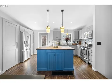 12620 SE Cora Street Portland OR 97236