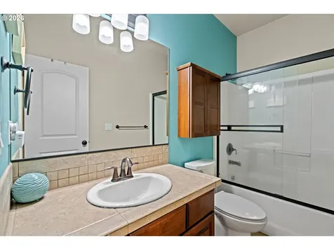 14707 Sugarpine Street Oregon City OR 97045