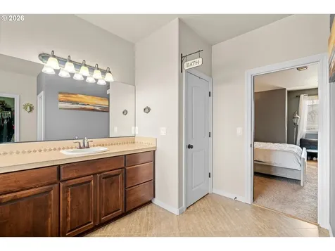 14707 Sugarpine Street Oregon City OR 97045