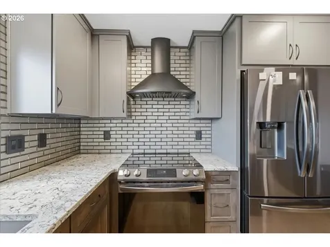 744 E Heritage Loop La Center WA 98629