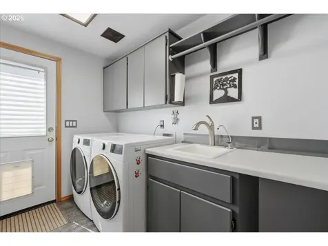 744 E Heritage Loop La Center WA 98629