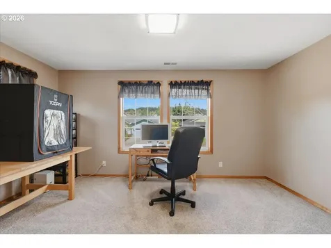 744 E Heritage Loop La Center WA 98629