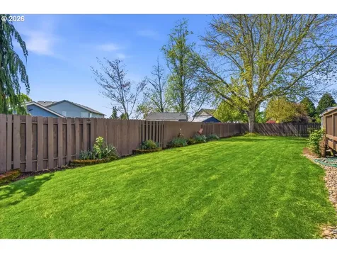 744 E Heritage Loop La Center WA 98629