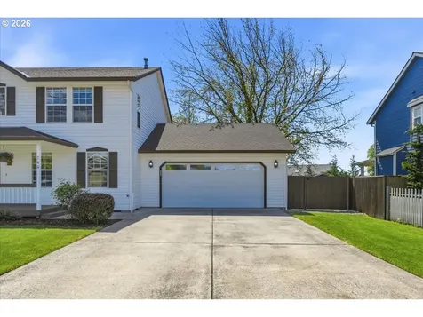 744 E Heritage Loop La Center WA 98629