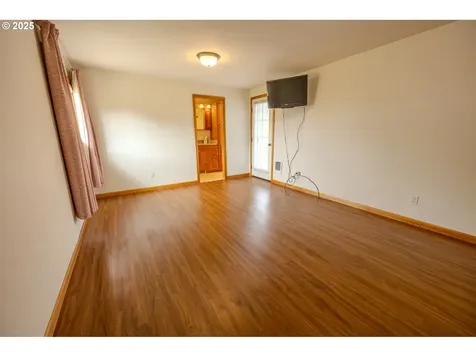 745 N 8th Street Lakeside OR 97449
