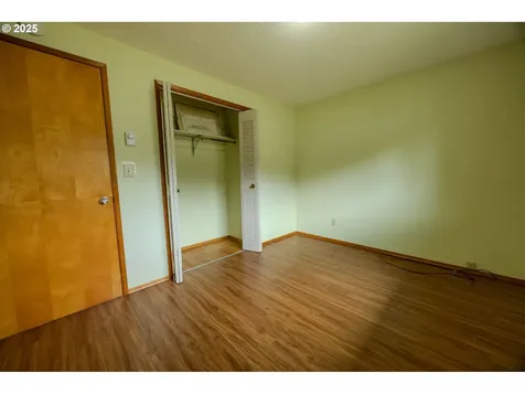 745 N 8th Street Lakeside OR 97449