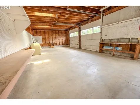 745 N 8th Street Lakeside OR 97449