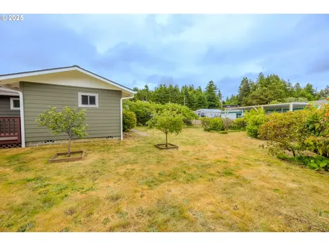 745 N 8th Street Lakeside OR 97449