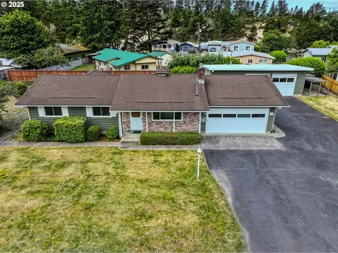 745 N 8th Street Lakeside OR 97449