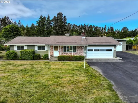 745 N 8th Street Lakeside OR 97449