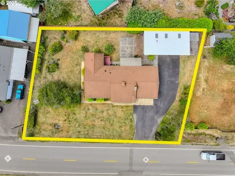 745 N 8th Street Lakeside OR 97449