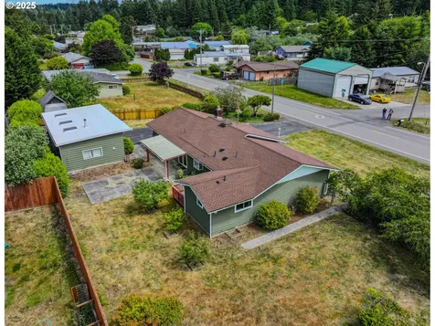 745 N 8th Street Lakeside OR 97449