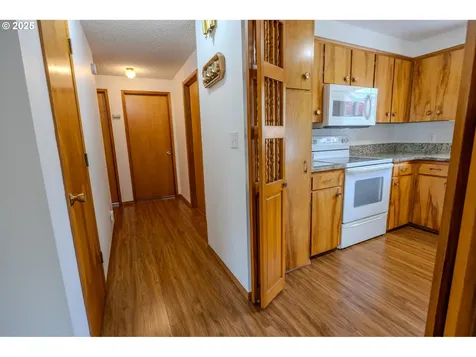 745 N 8th Street Lakeside OR 97449