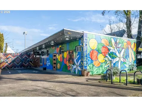 941 W 3rd Avenue Eugene OR 97402