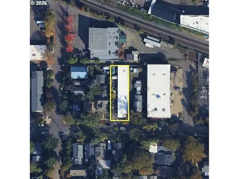 941 W 3rd Avenue Eugene OR 97402