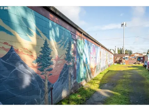 941 W 3rd Avenue Eugene OR 97402