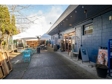 941 W 3rd Avenue Eugene OR 97402