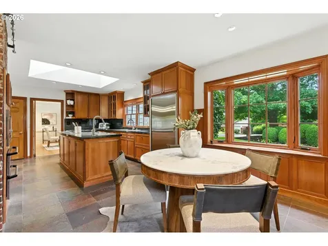 3860 SW 75th Avenue Portland OR 97225