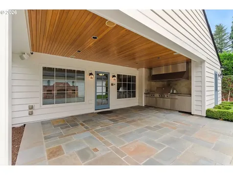 3860 SW 75th Avenue Portland OR 97225