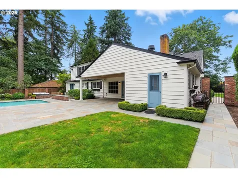 3860 SW 75th Avenue Portland OR 97225