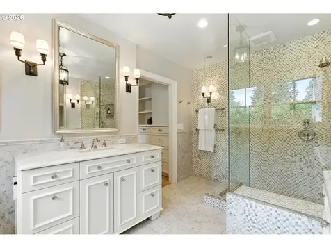 3860 SW 75th Avenue Portland OR 97225