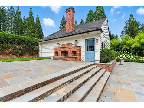 3860 SW 75th Avenue Portland OR 97225