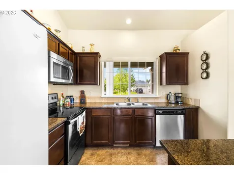 3090 Reed Avenue Woodburn OR 97071