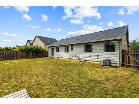 3090 Reed Avenue Woodburn OR 97071