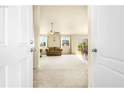 3090 Reed Avenue Woodburn OR 97071