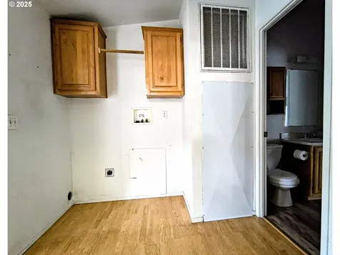 180 Twin Oaks Loop Winston OR 97496