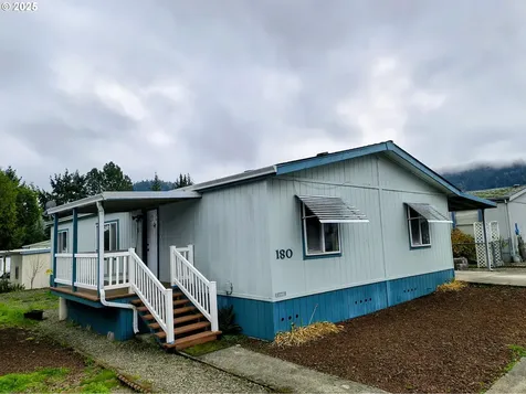 180 Twin Oaks Loop Winston OR 97496