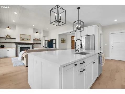 80073 Polo Ridge Road Warrenton OR 97146