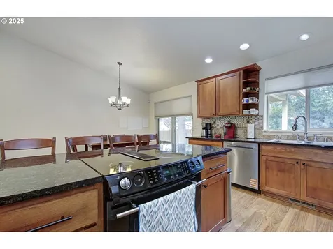 14120 NE 37th Circle Vancouver WA 98682