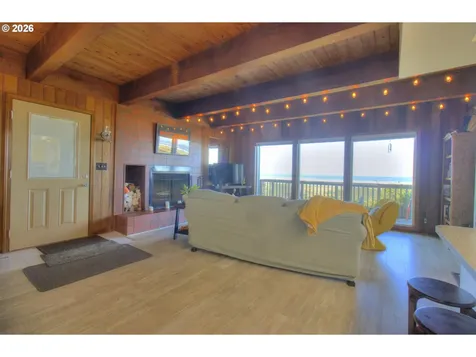 29134 Ellensburg Avenue Gold Beach OR 97444