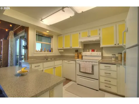 29134 Ellensburg Avenue Gold Beach OR 97444