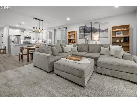 2427 S Linden Street Cornelius OR 97113