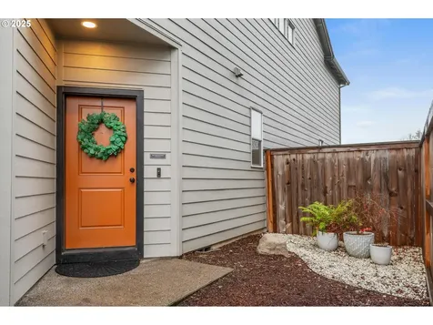 2427 S Linden Street Cornelius OR 97113