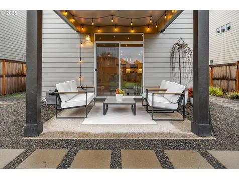 2427 S Linden Street Cornelius OR 97113