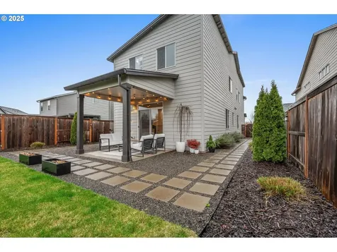 2427 S Linden Street Cornelius OR 97113