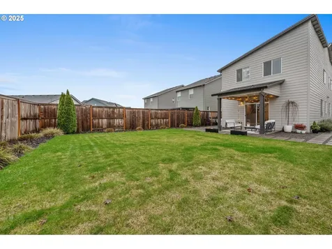 2427 S Linden Street Cornelius OR 97113